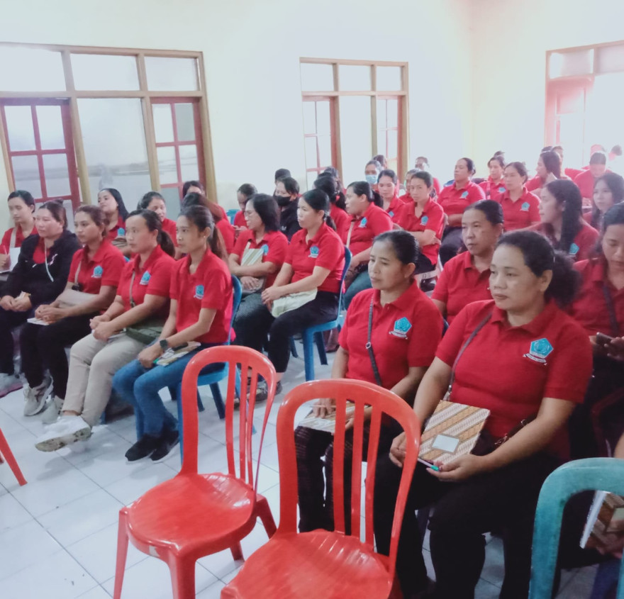 PENINGKATAN KAPASITAS KADER POSYANDU SIKLUS HIDUP ( PENGELOLAAN ADMINITRASI POSYANDU SE- DESA PAJAHAN )
